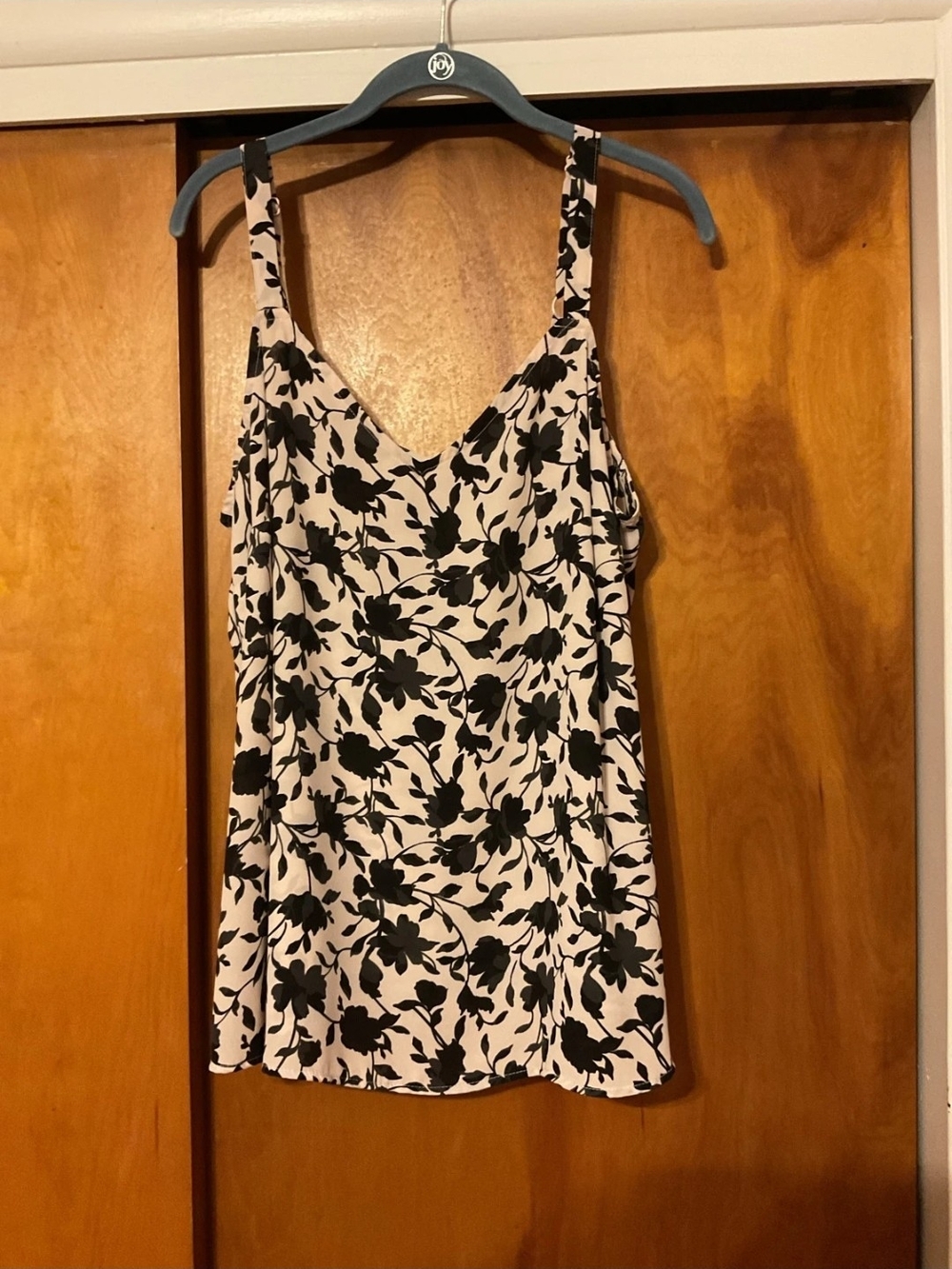 torrid Black & Pink Floral V-Neck Camisole